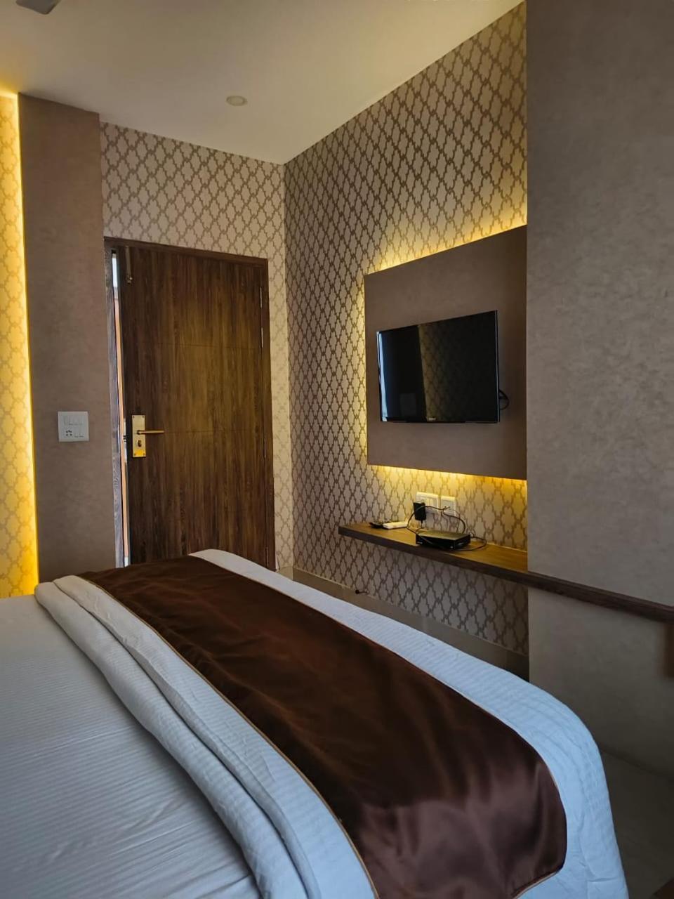 Jaanki Farms & Resorts Jorhāt Eksteriør bilde