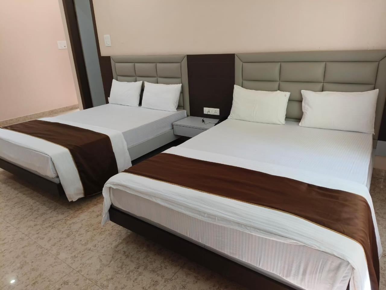 Jaanki Farms & Resorts Jorhāt Eksteriør bilde