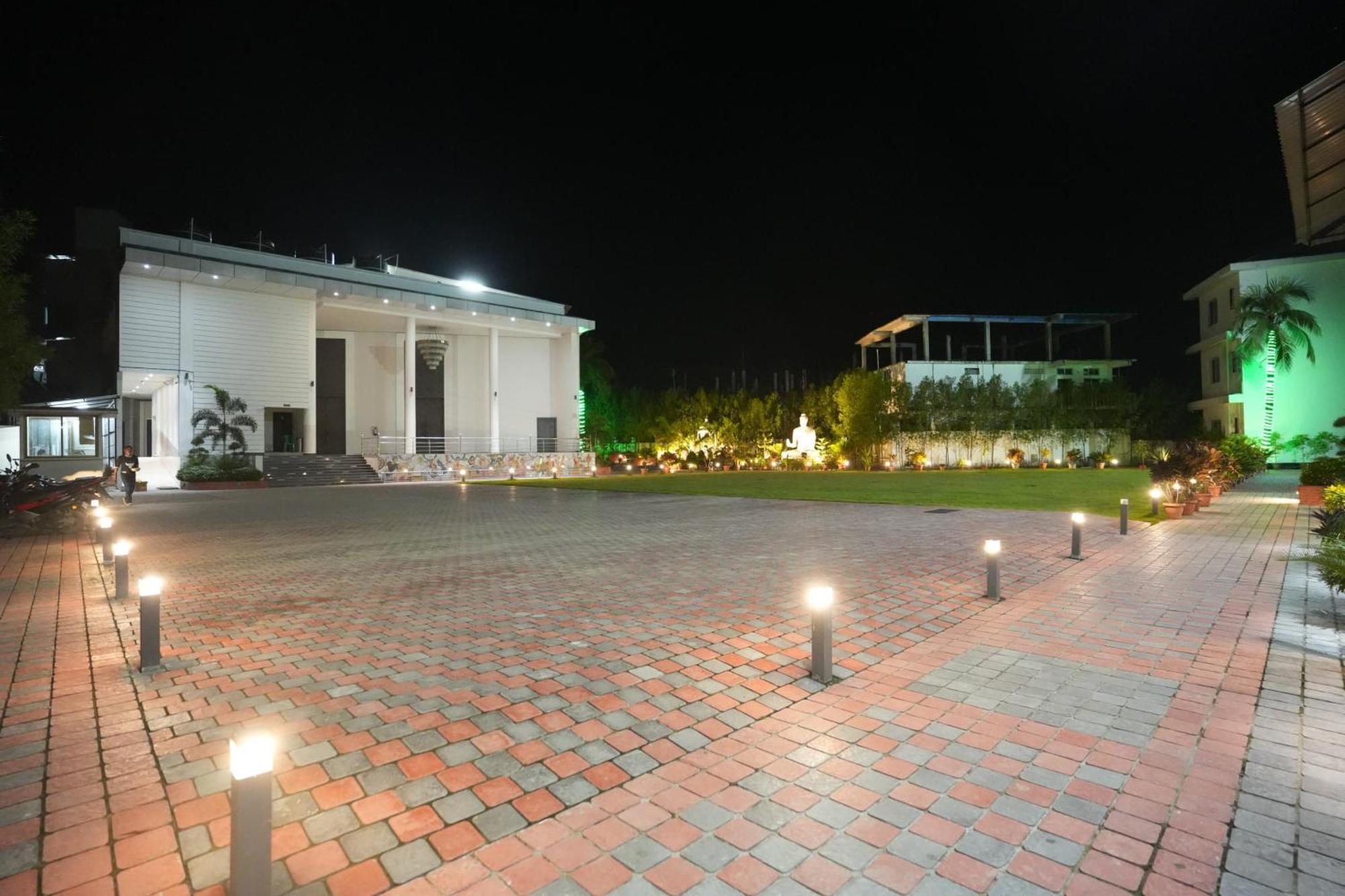 Jaanki Farms & Resorts Jorhāt Eksteriør bilde